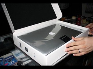 APPLE Macbook Pro 17 inch notebook - 2.66GHz Intel Core i7