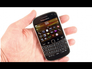 Brand new BlackBerry Bold Touch 9900.