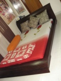 Low shape double bed large image 1