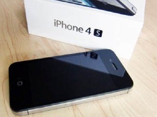 BRAND NEW APPLE IPHONE 4S 32GB UNLOCKED FOR SALE