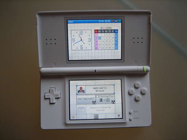 Selling Nintendo DS Lite white colour  large image 0