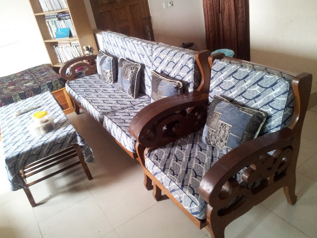 SOFA SET VERY LOW PRICE EVER WITH EVERYTHING large image 0