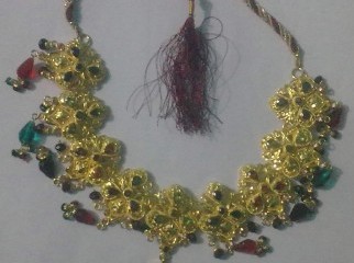 Gold plated necklace with earrings
