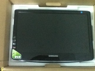Full boxed samsung b1930 18.5 widescreen lcd 01683897797