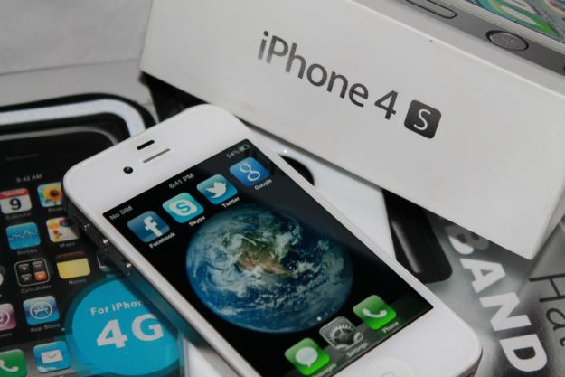 Buy Samsung Galaxy SIII Apple iPhone 4S Apple iPad 3 wi-fi  large image 1