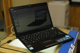ASUS EEE pc 12 netbook FOR PARTS  large image 0