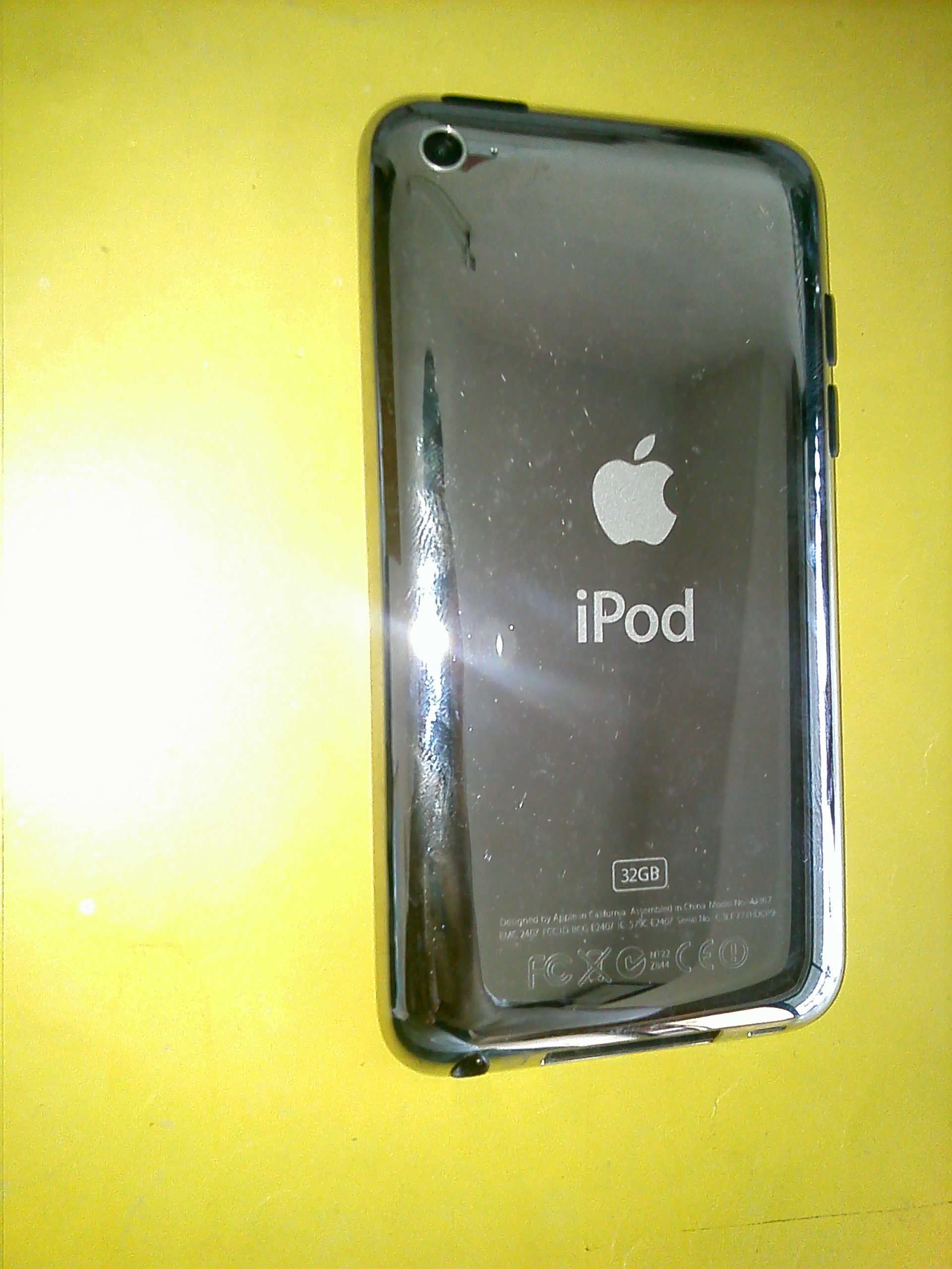 iPod Touch 32GB 4th Generation large image 0