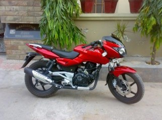 Pulsar 180 at lowest price