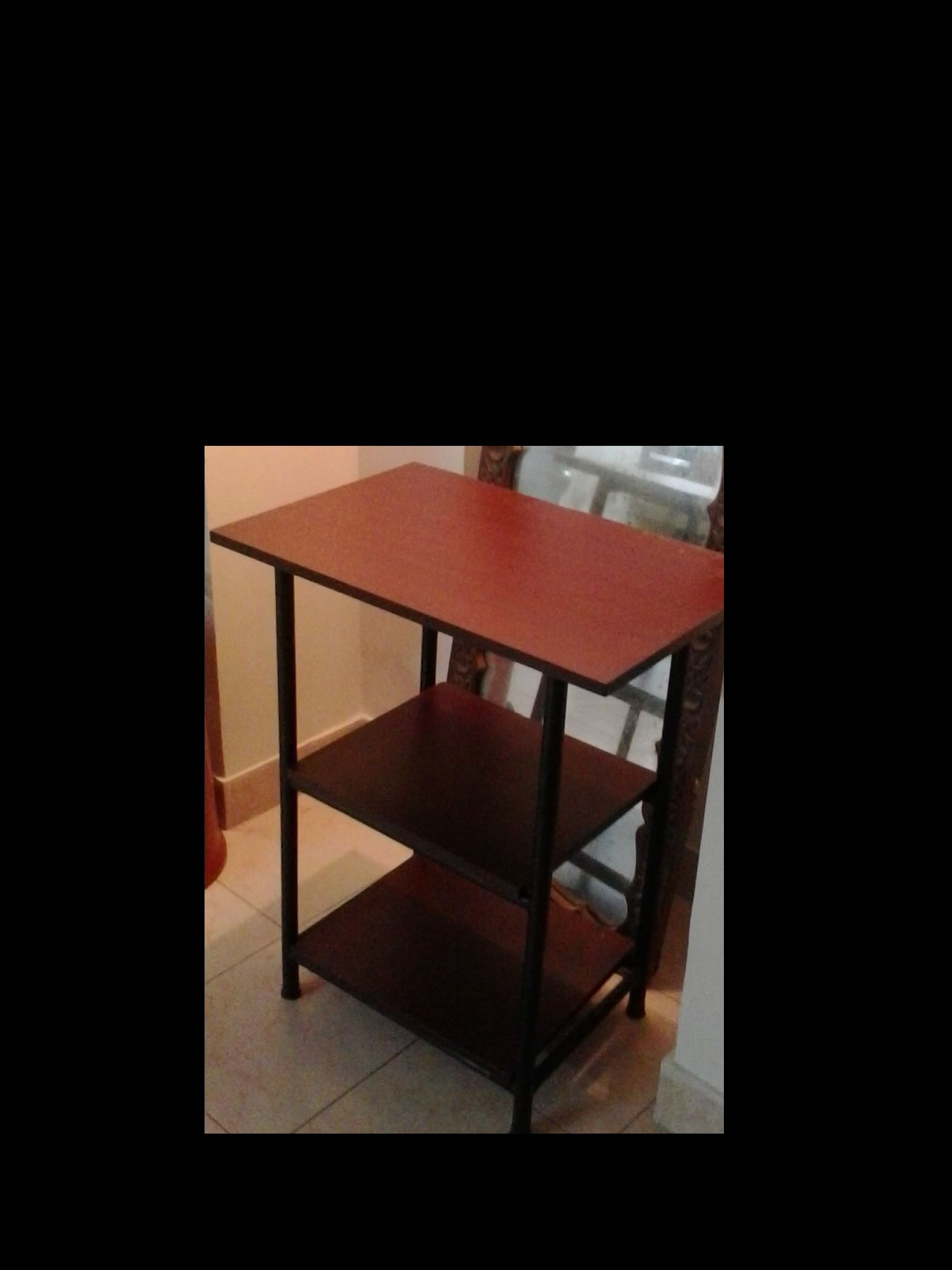 A GOOD QUALITY ALMOST NEW OVEN TOP TABLE FOR YOUR DINING large image 0