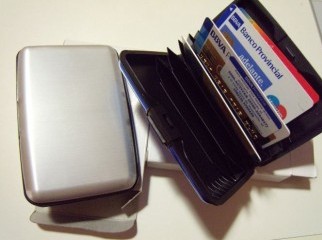 ALUMA wallet (as u seen on tv)