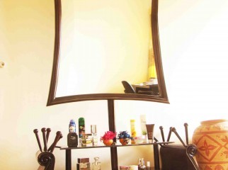 Exclusive Dressing Table