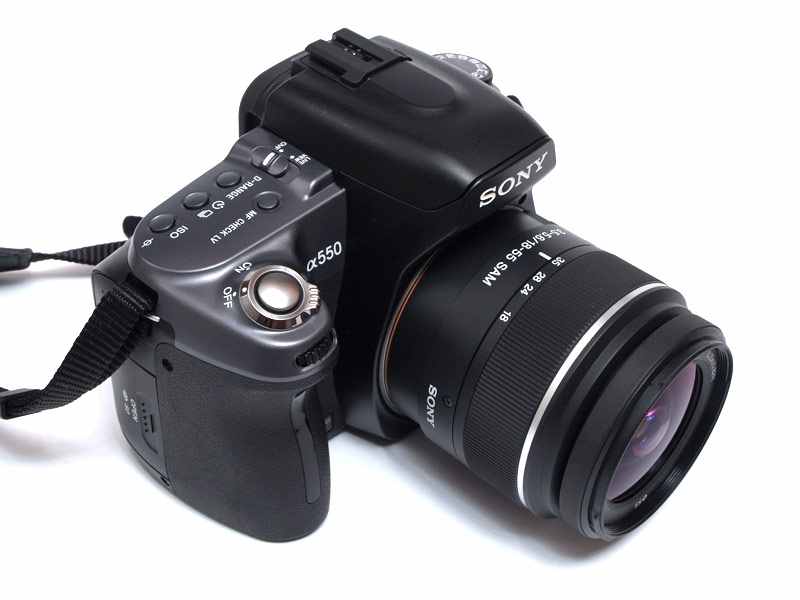 sony dslr a550 with 18-55mm. body lens made in japan.used large image 0