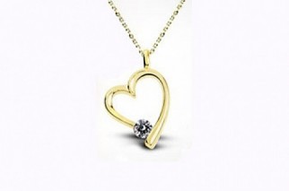 Swarovski Crystal on a Heart Pendant with a Gold Necklace